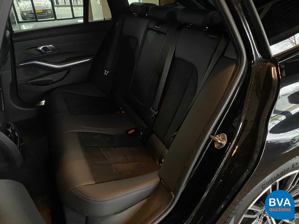 BMW 330i Touring M-Sport 258pk -GARANTIE- 3-Serie 2019, G-252-JK