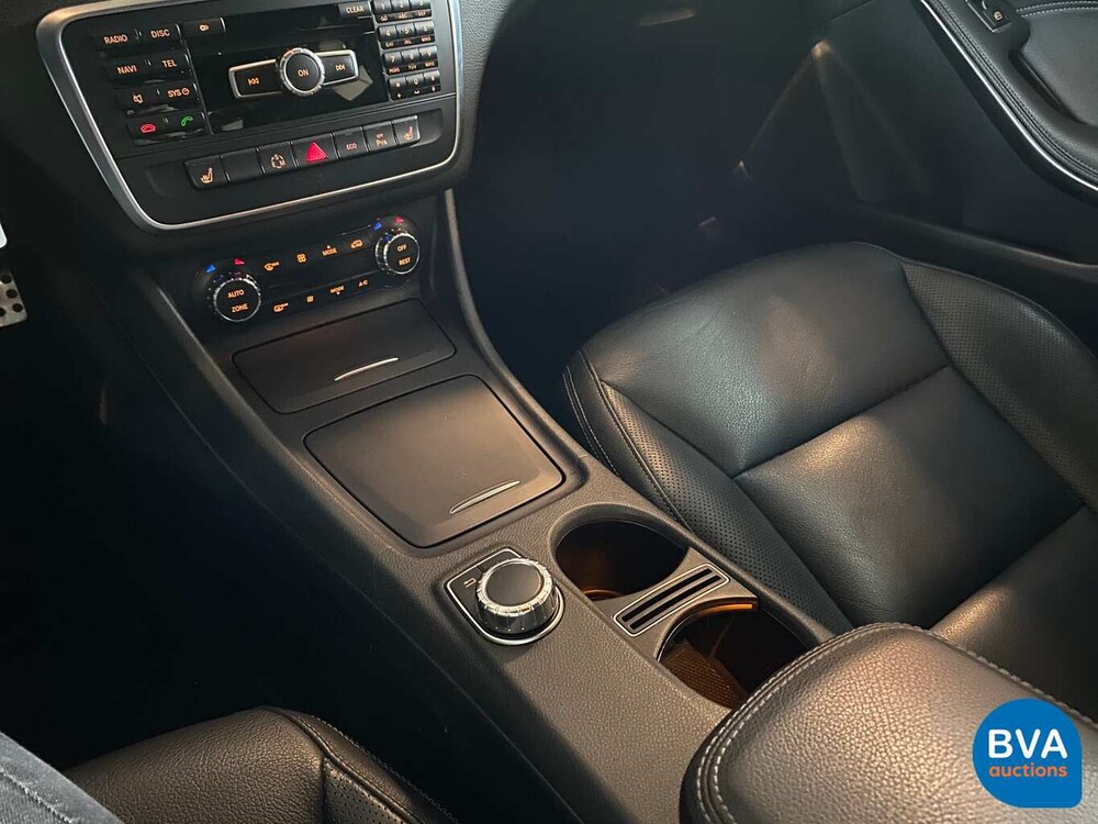 Mercedes-Benz CLA200 Prestige 156hp CLA-Class 2013 -Org. NL-, 4-KLG-36.