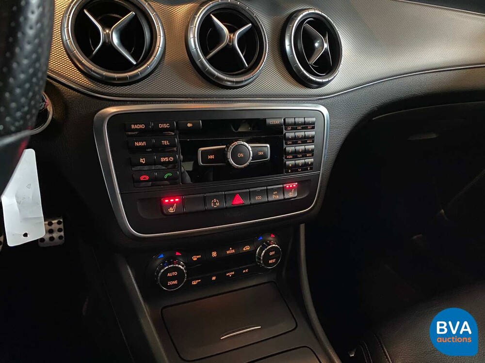 Mercedes-Benz CLA200 Prestige 156hp CLA-Class 2013 -Org. NL-, 4-KLG-36.