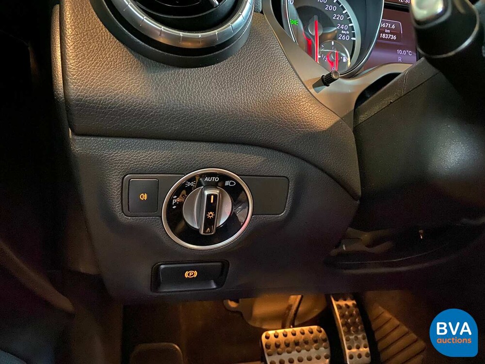 Mercedes-Benz CLA200 Prestige 156hp CLA-Class 2013 -Org. NL-, 4-KLG-36.