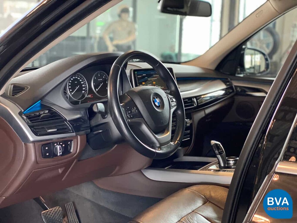 BMW X5 xDrive 25d 218pk 2014, SR-290-H
