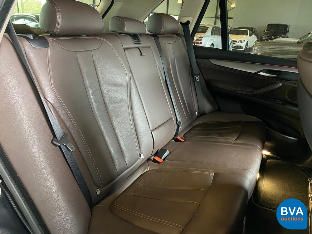 BMW X5 xDrive 25d 218pk 2014, SR-290-H