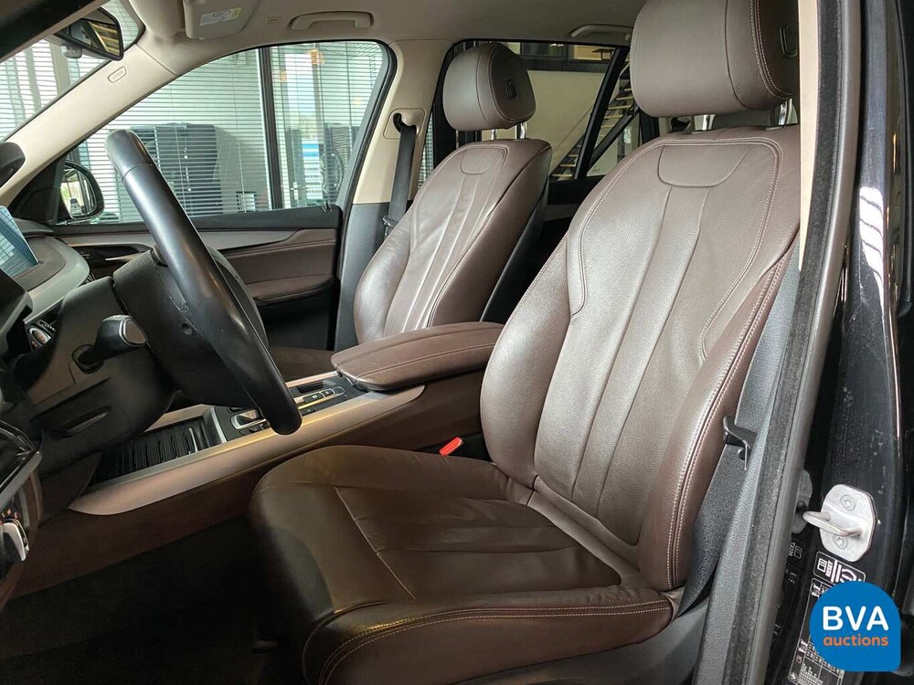 BMW X5 xDrive 25d 218pk 2014, SR-290-H