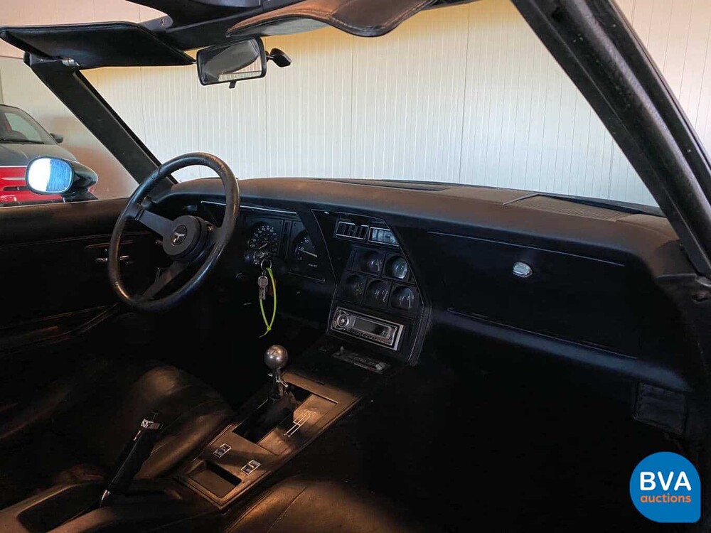 Chevrolet Corvette C3 Targa Stingray met Sportonderstel 230pk 1980, J-800-RH