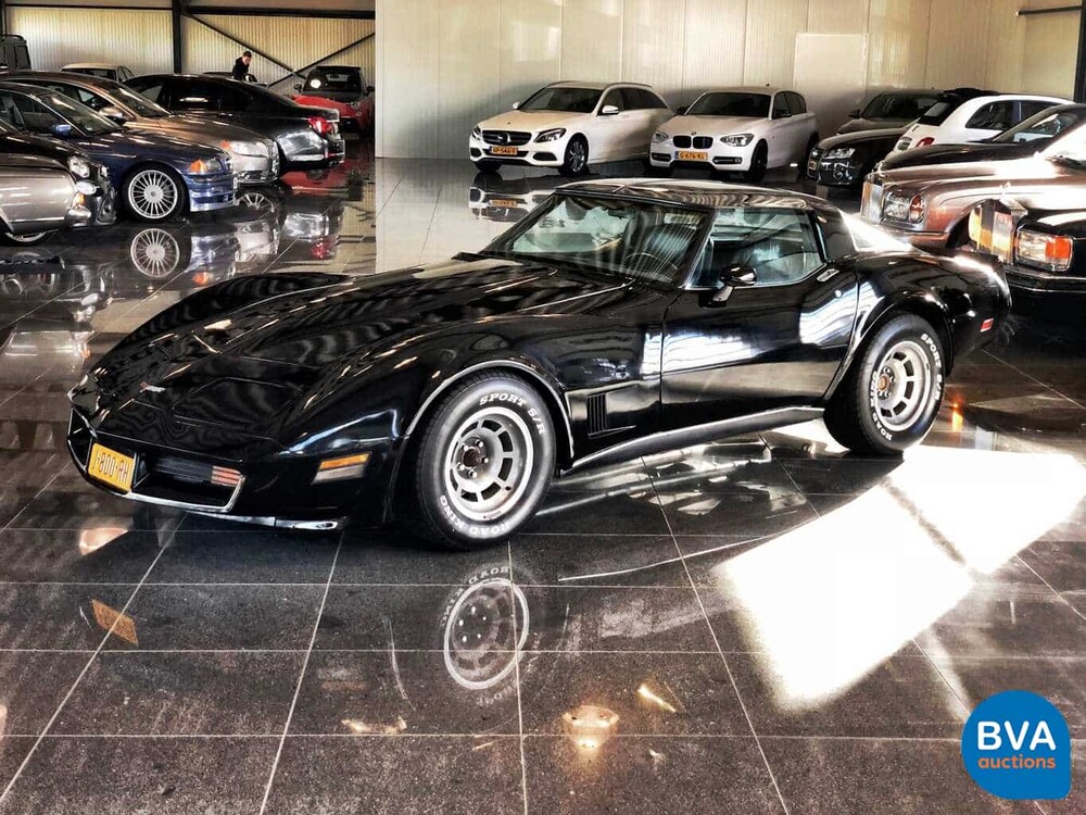Chevrolet Corvette C3 Targa Stingray met Sportonderstel 230pk 1980, J-800-RH