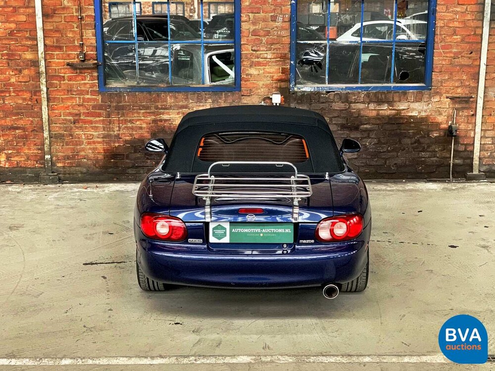 Mazda MX-5 Cabriolet 1.6i Exklusive 110 PS 2003 -Org. NL-, 17-LL-GK.