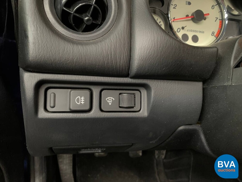 Mazda MX-5 Cabriolet 1.6i Exklusive 110 PS 2003 -Org. NL-, 17-LL-GK.