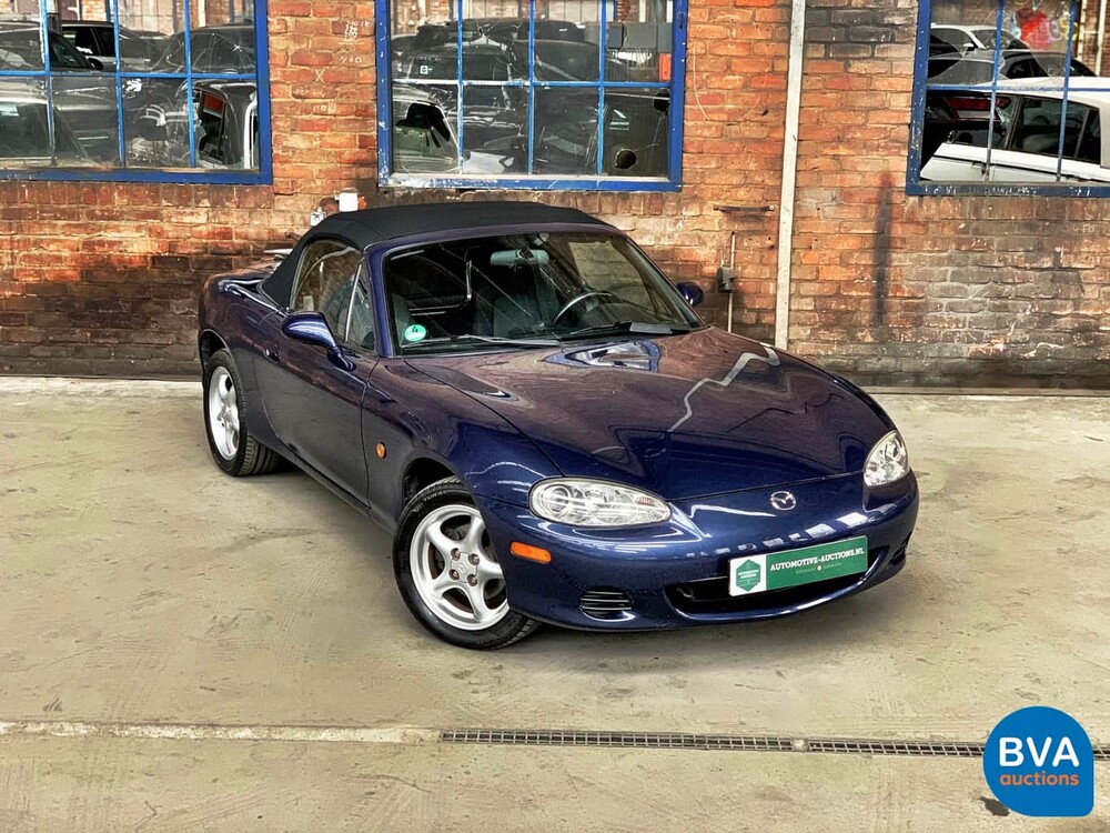 Mazda MX-5 Cabriolet 1.6i Exklusive 110 PS 2003 -Org. NL-, 17-LL-GK.