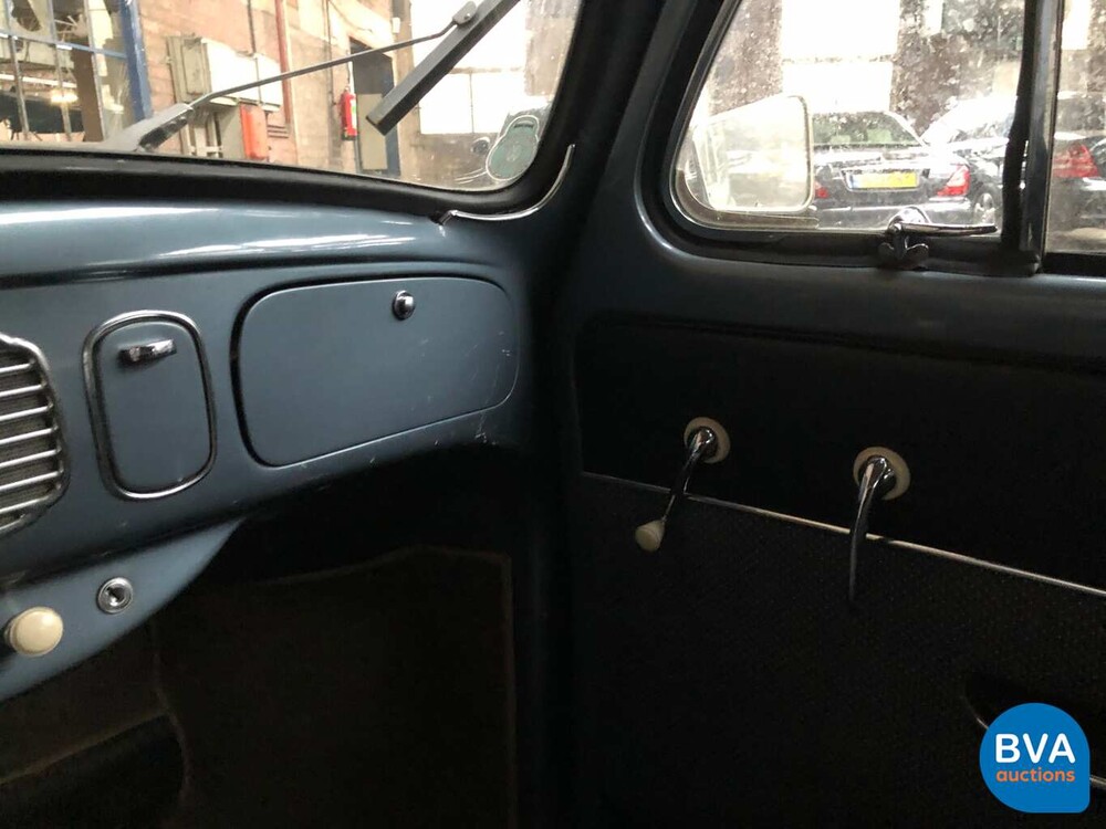 Volkswagen Käfer Limousine 1/11 30 PS 1956, AR-82-40.