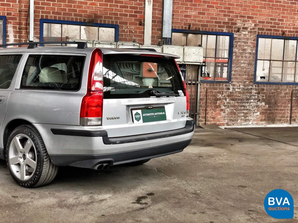 Volvo V70 2.5 R Geartronic 299pk 2004, 09-SV-ZL