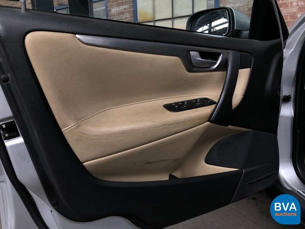 Volvo V70 2.5 R Geartronic 299pk 2004, 09-SV-ZL