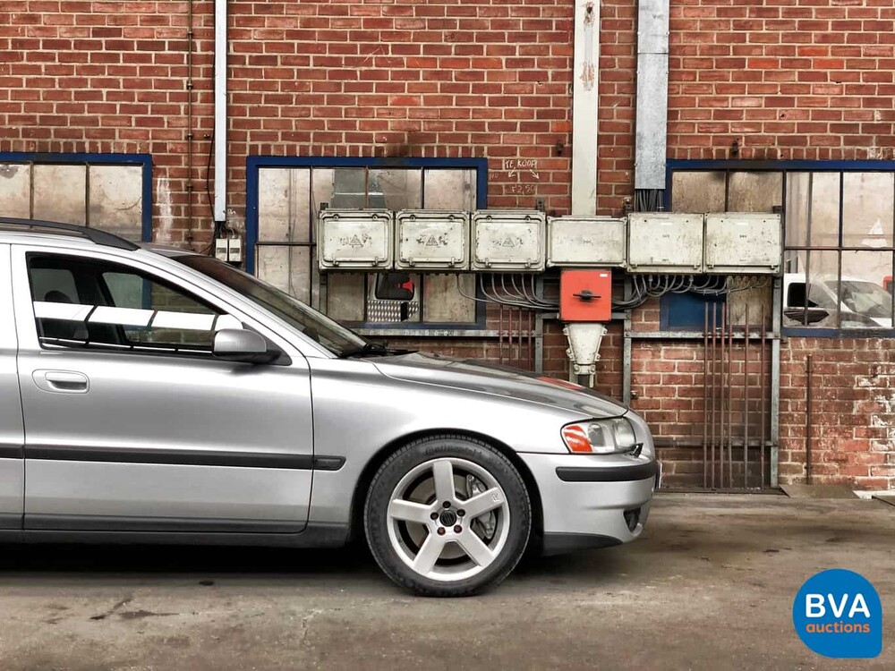 Volvo V70 2.5 R Geartronic 299pk 2004, 09-SV-ZL