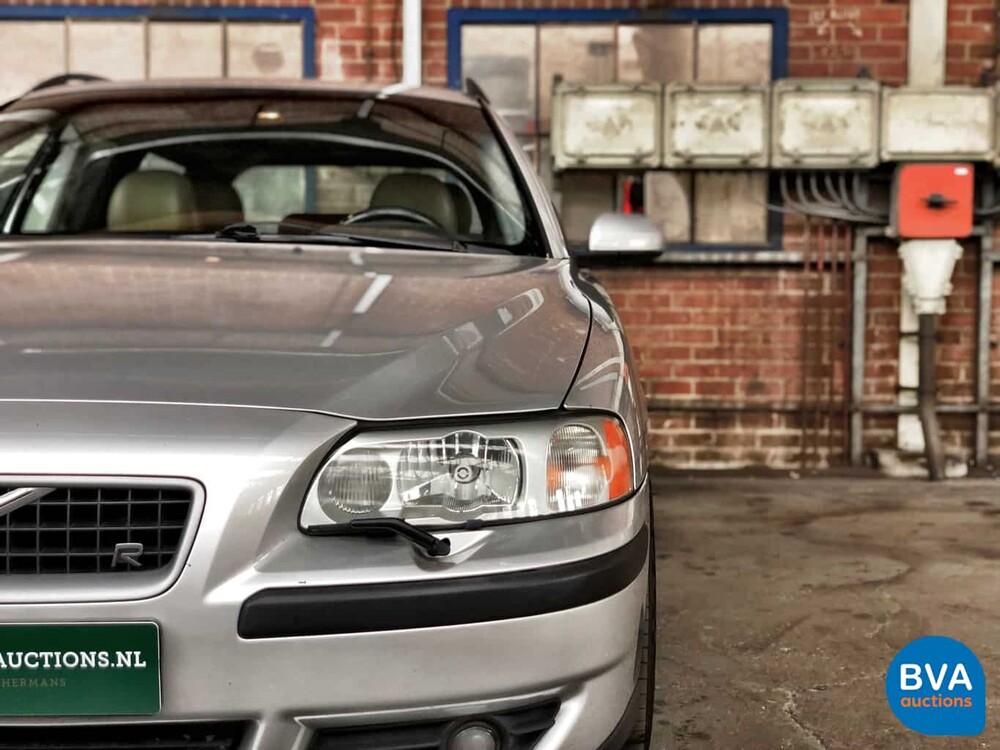 Volvo V70 2.5 R Geartronic 299pk 2004, 09-SV-ZL