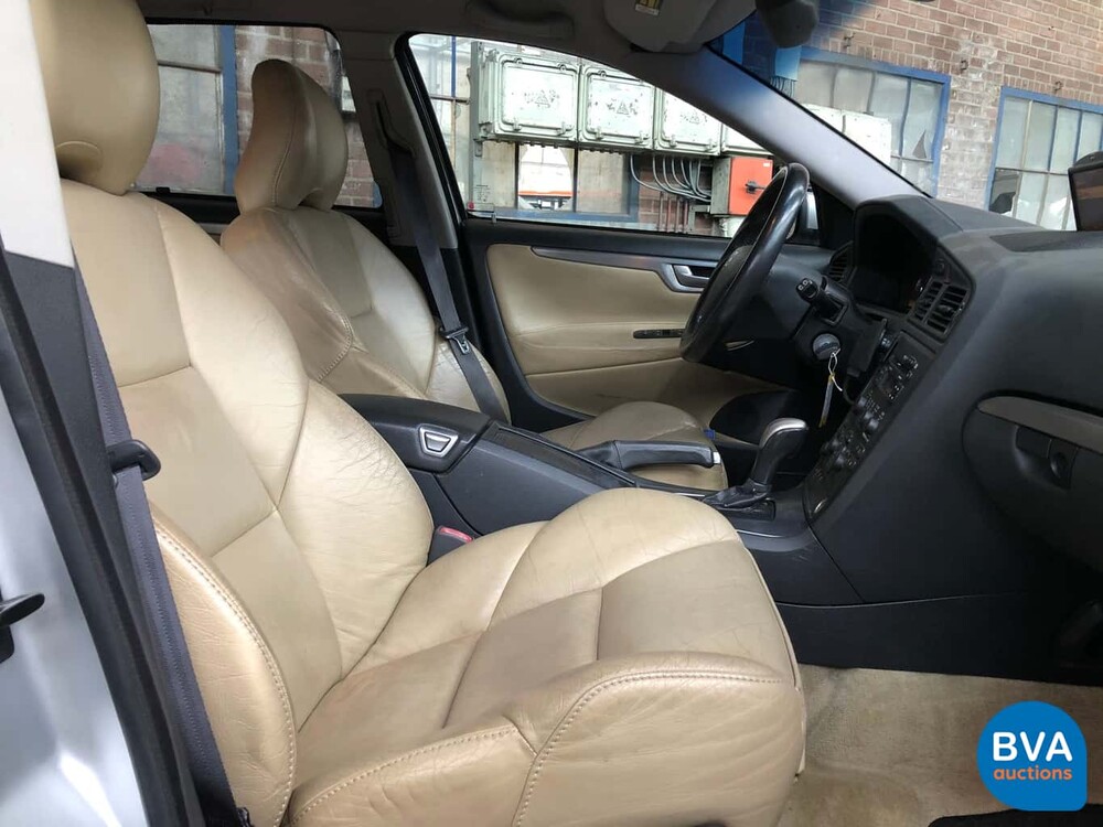 Volvo V70 2.5 R Geartronic 299pk 2004, 09-SV-ZL