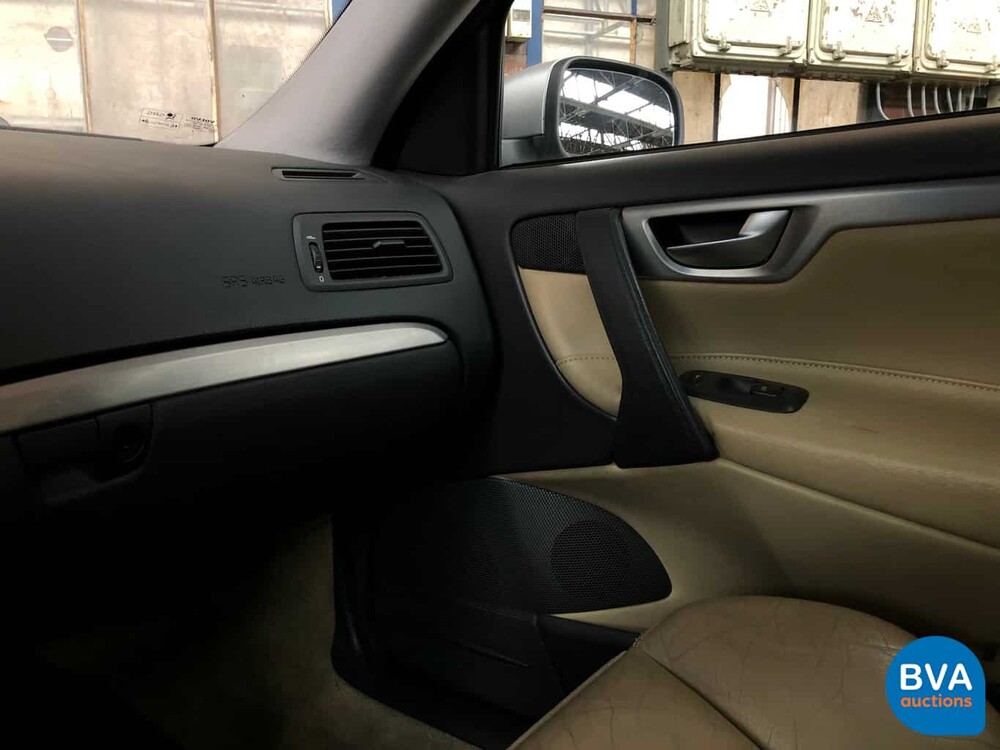 Volvo V70 2.5 R Geartronic 299pk 2004, 09-SV-ZL