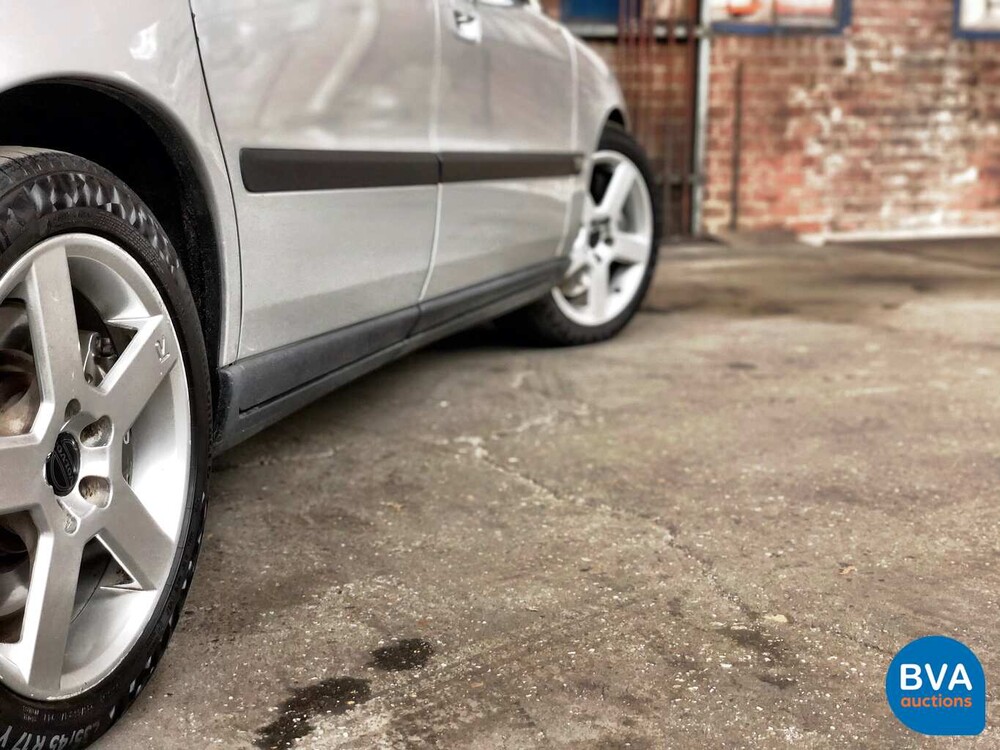 Volvo V70 2.5 R Geartronic 299pk 2004, 09-SV-ZL