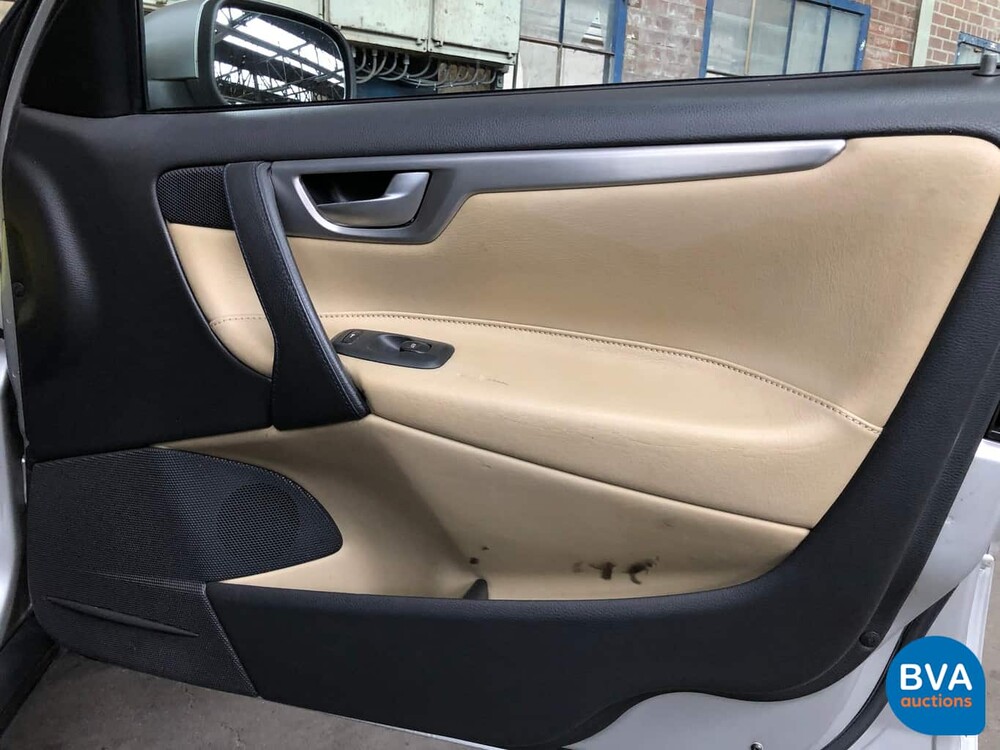 Volvo V70 2.5 R Geartronic 299pk 2004, 09-SV-ZL
