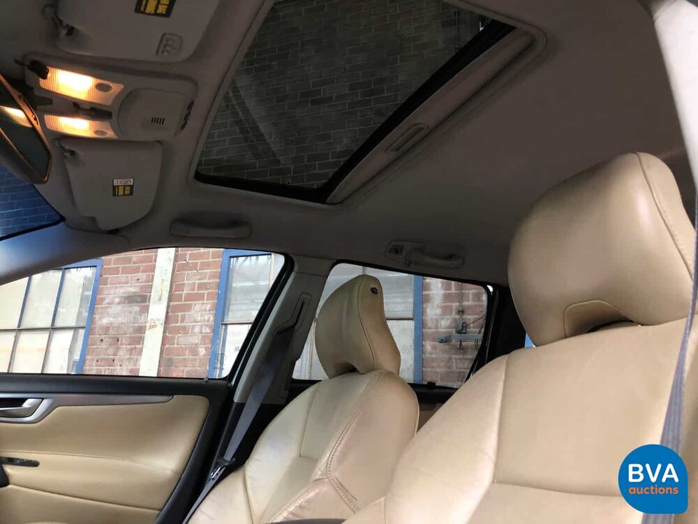 Volvo V70 2.5 R Geartronic 299pk 2004, 09-SV-ZL