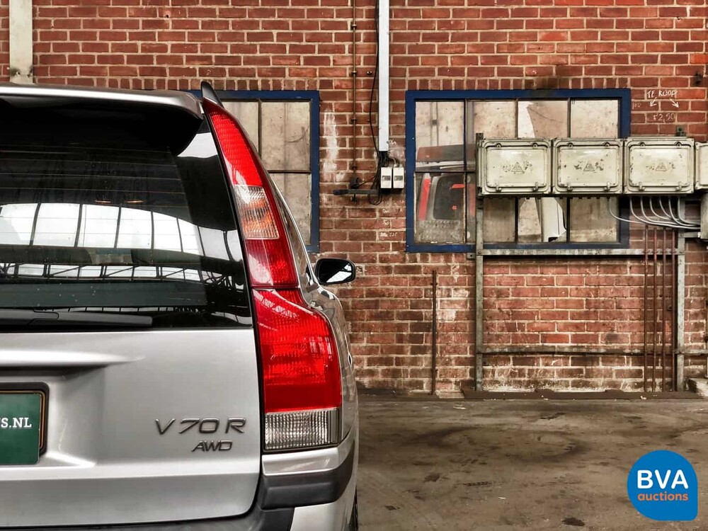 Volvo V70 2.5 R Geartronic 299pk 2004, 09-SV-ZL
