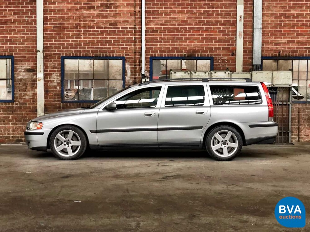 Volvo V70 2.5 R Geartronic 299pk 2004, 09-SV-ZL