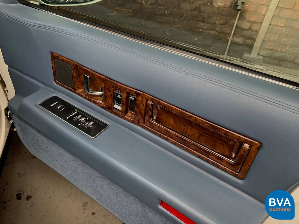 Cadillac Fleetwood Brougham 5.7 V8 264 PS 1995, 5-TFZ-41.