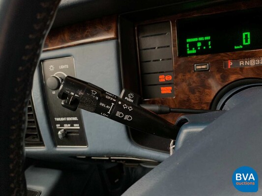 Cadillac Fleetwood Brougham 5.7 V8 264pk 1995, 5-TFZ-41