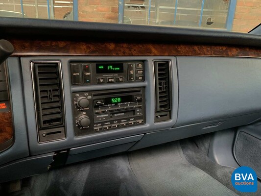 Cadillac Fleetwood Brougham 5.7 V8 264pk 1995, 5-TFZ-41