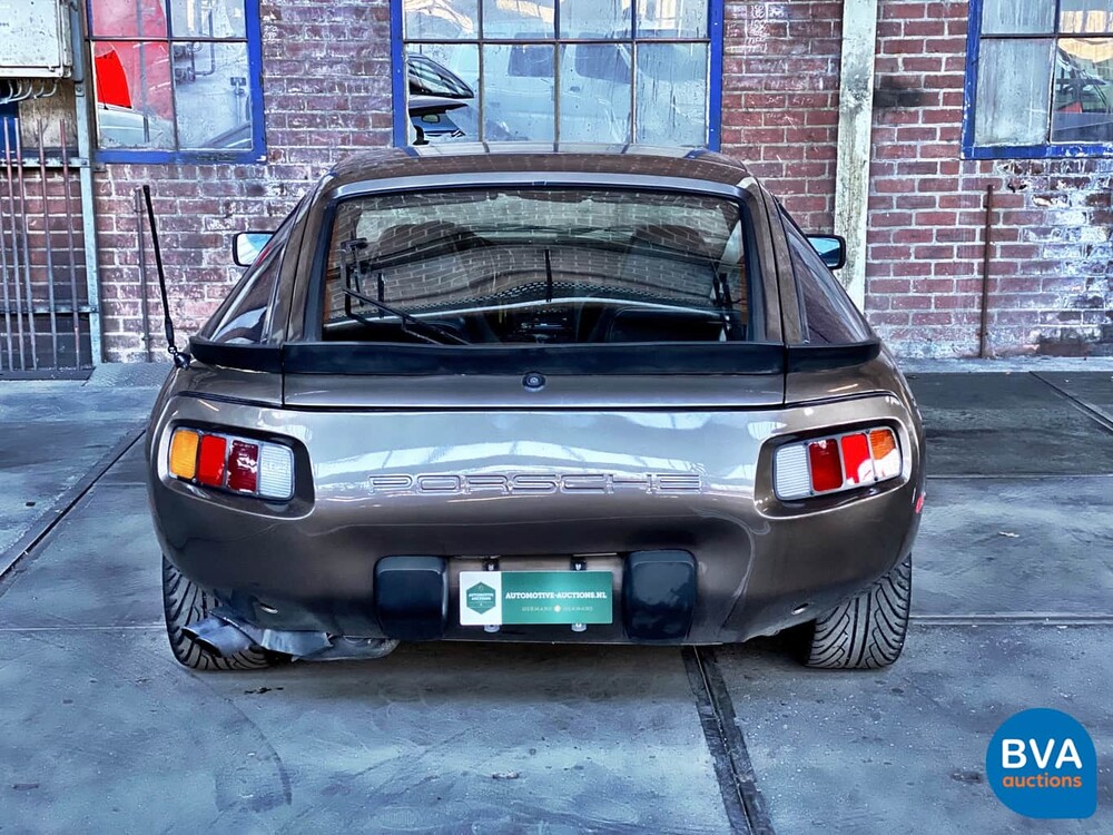Porsche 928 5.0 V8 1984.