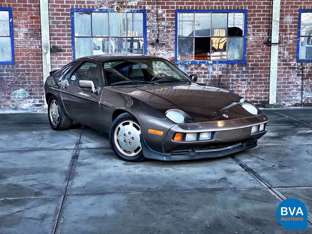 Porsche 928 5.0 V8 1984.