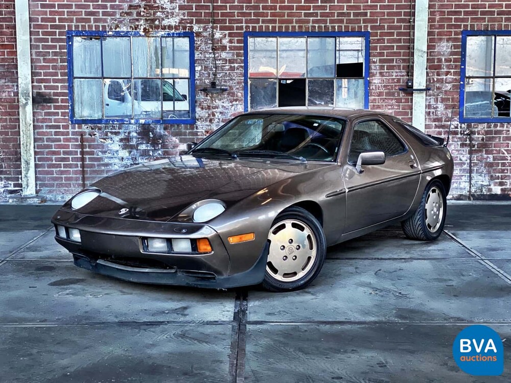 Porsche 928 5.0 V8 1984.