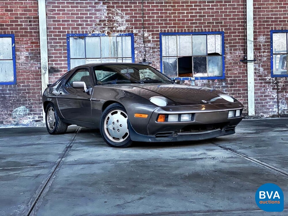 Porsche 928 5.0 V8 1984.