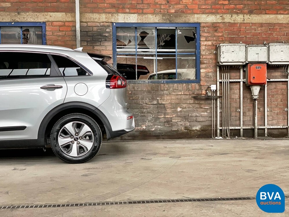 Kia Niro 1.6 GDi Hybrid First Edition 105hp 2016, K-111-SJ.