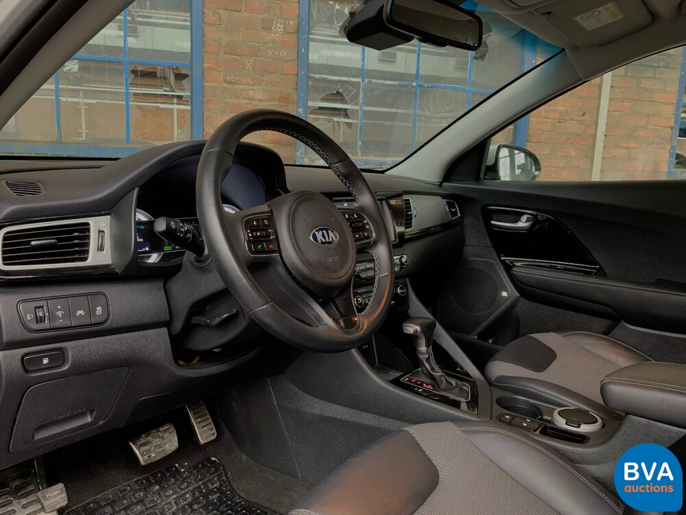 Kia Niro 1.6 GDi Hybrid First Edition 105hp 2016, K-111-SJ.