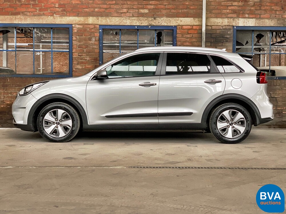 Kia Niro 1.6 GDi Hybrid First Edition 105hp 2016, K-111-SJ.