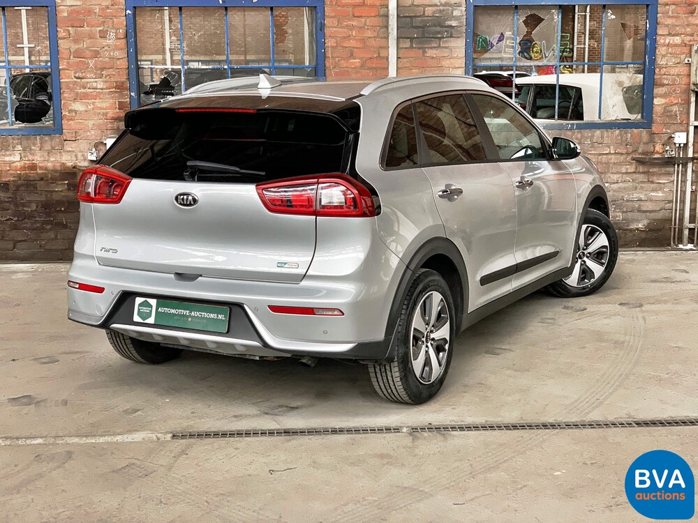 Kia Niro 1.6 GDi Hybrid First Edition 105hp 2016, K-111-SJ.