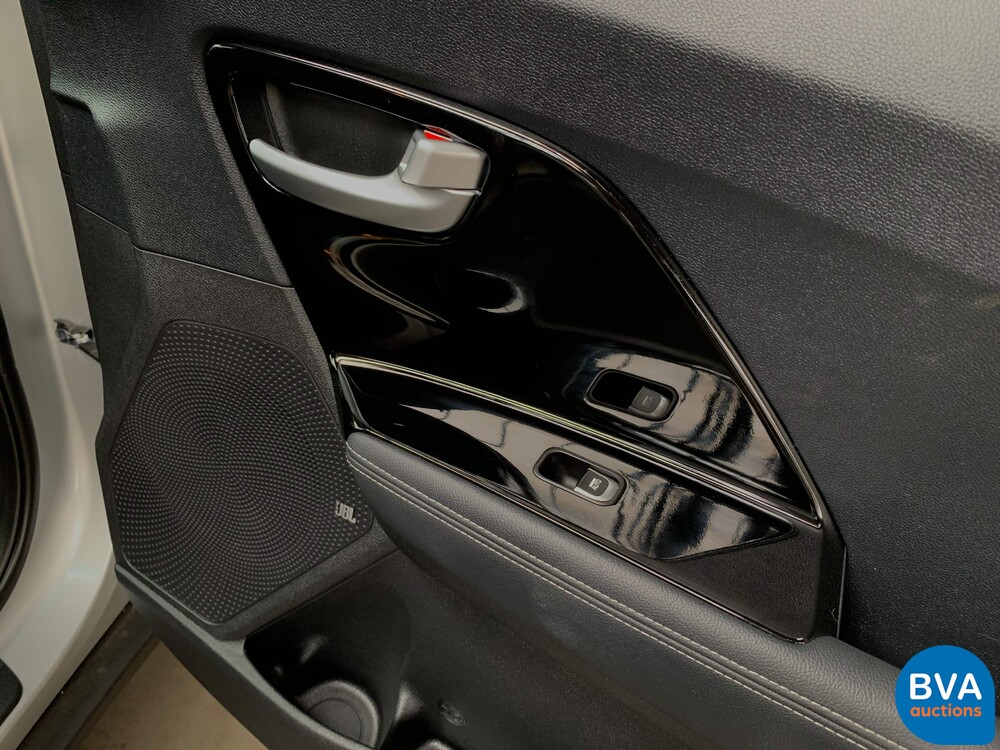 Kia Niro 1.6 GDi Hybrid First Edition 105hp 2016, K-111-SJ.