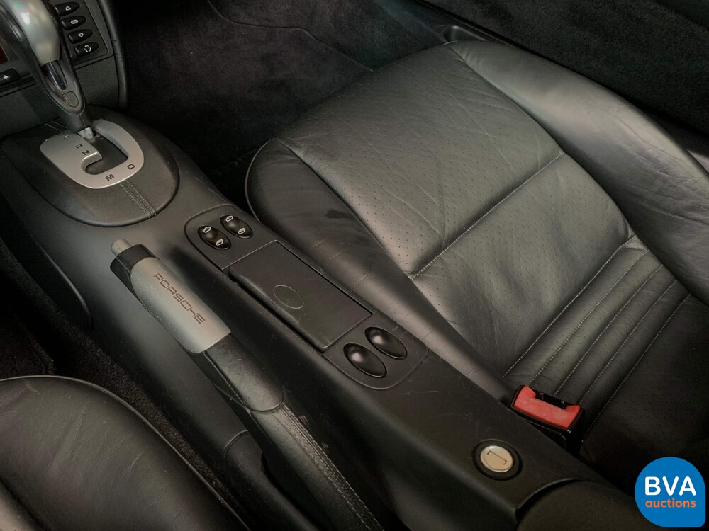 Porsche 911 4S 3.6 Coupé Carrera 320pk 2002, 13-ND-XZ