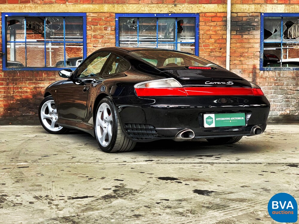 Porsche 911 4S 3.6 Coupé Carrera 320pk 2002, 13-ND-XZ