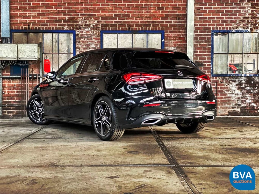 Mercedes-Benz A250 AMG 224 PS A-Klasse 2020 MY, ZV-271-J.