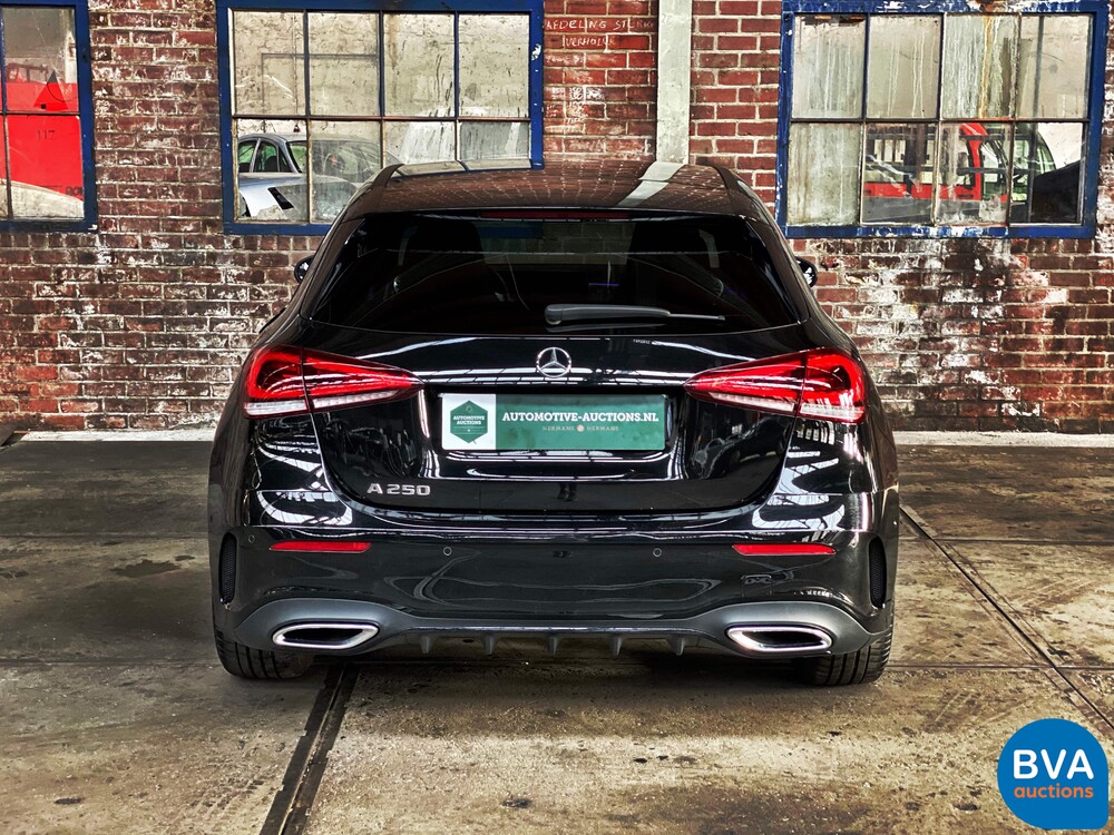 Mercedes-Benz A250 AMG 224 PS A-Klasse 2020 MY, ZV-271-J.
