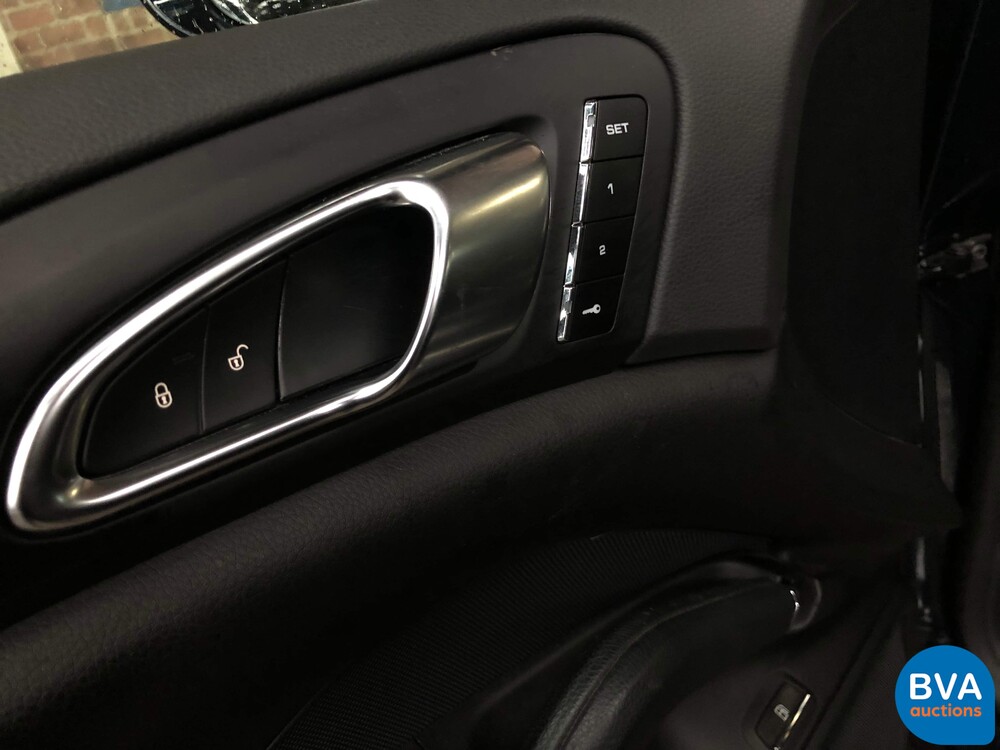 Porsche Cayenne 3.0 S E-Hybrid 416hp 2015 FACELIFT -Original NL-, HF-348-Z.