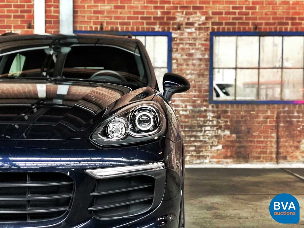 Porsche Cayenne 3.0 S E-Hybrid 416hp 2015 FACELIFT -Original NL-, HF-348-Z.