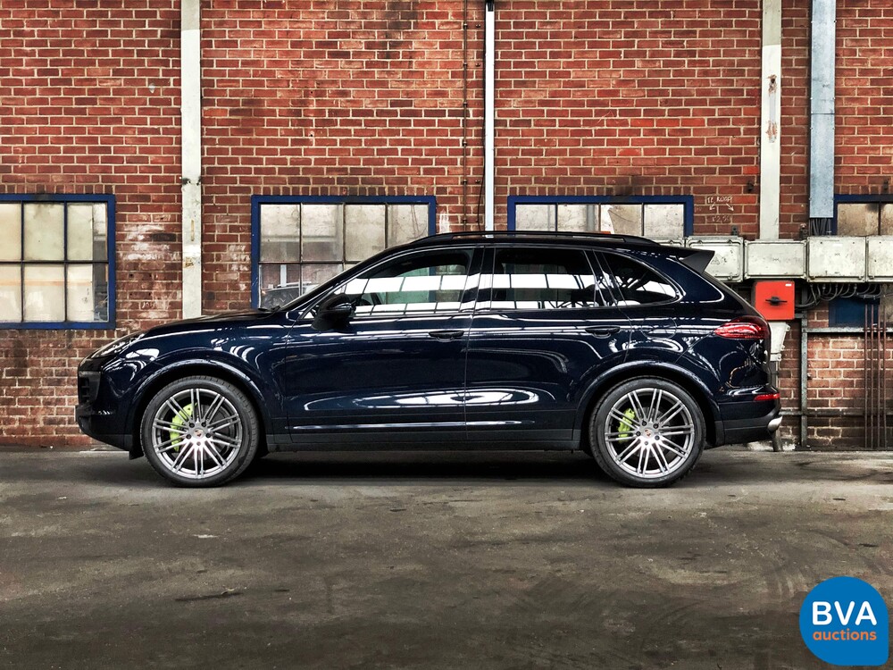 Porsche Cayenne 3.0 S E-Hybrid 416hp 2015 FACELIFT -Original NL-, HF-348-Z.