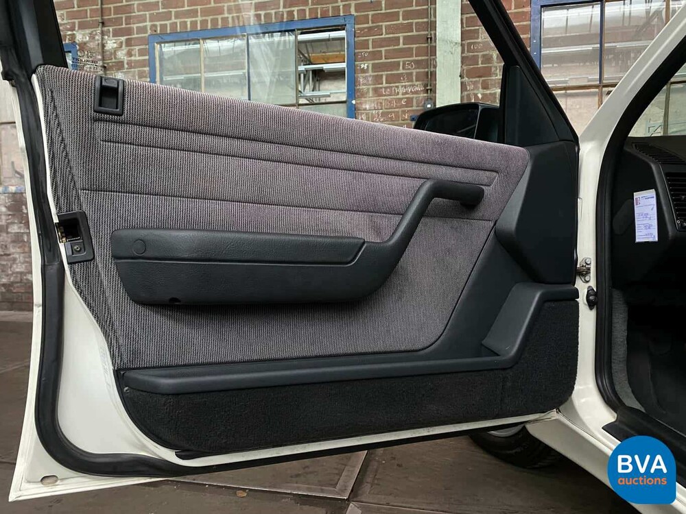 Peugeot 605 SR 3.0 V6 1992, 7-ZPP-79.