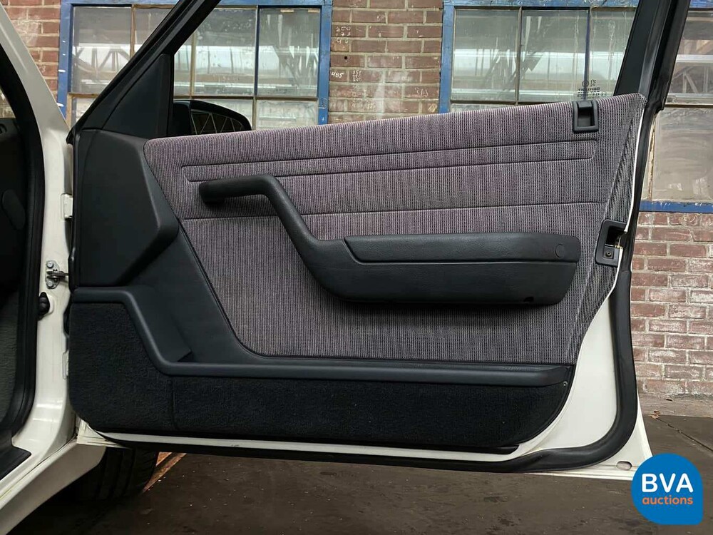 Peugeot 605 SR 3.0 V6 1992, 7-ZPP-79.