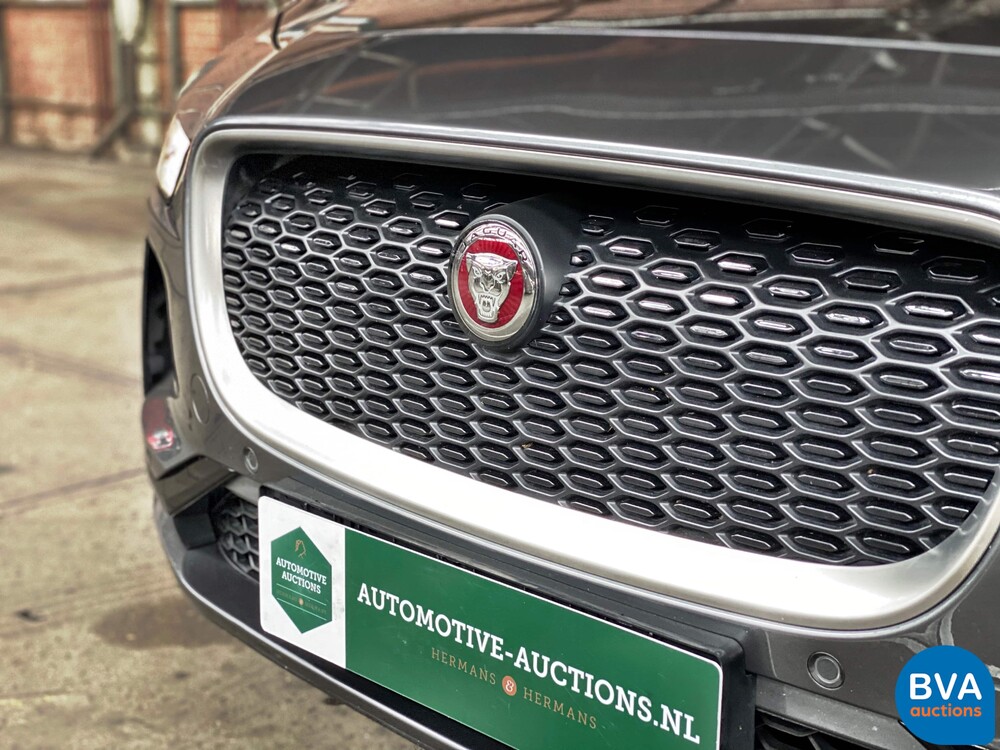 Jaguar I-Pace EV400 SE 4% Addition 400hp 2018, K-205-PZ.