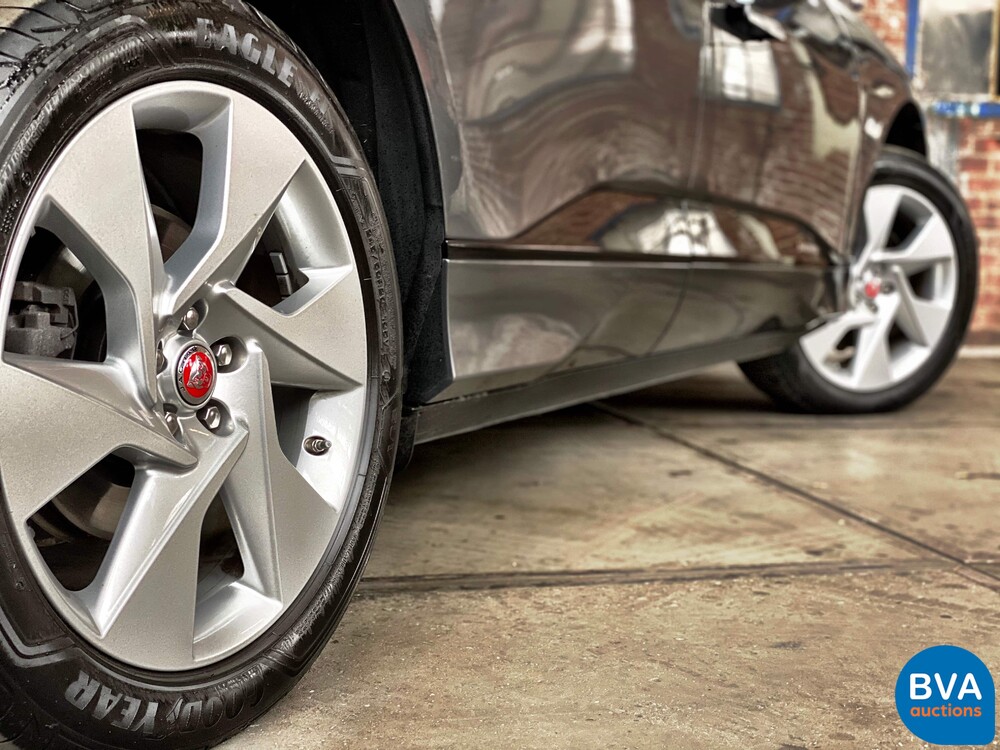 Jaguar I-Pace EV400 SE 4% Addition 400hp 2018, K-205-PZ.