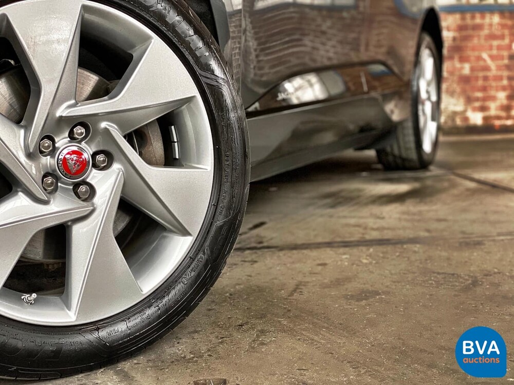 Jaguar I-Pace EV400 SE 4% Addition 400hp 2018, K-205-PZ.