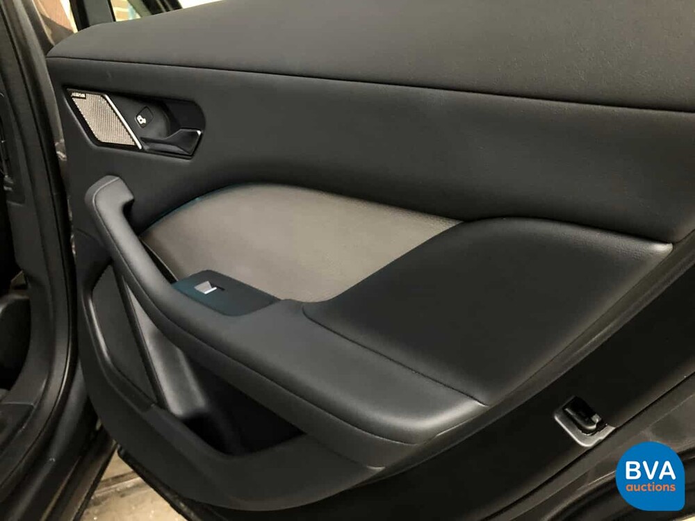 Jaguar I-Pace EV400 SE 4% Addition 400hp 2018, K-205-PZ.