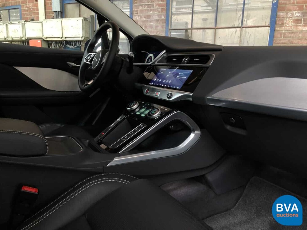 Jaguar I-Pace EV400 SE 4% Addition 400hp 2018, K-205-PZ.